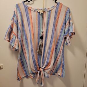 Large Blouse with Necklace